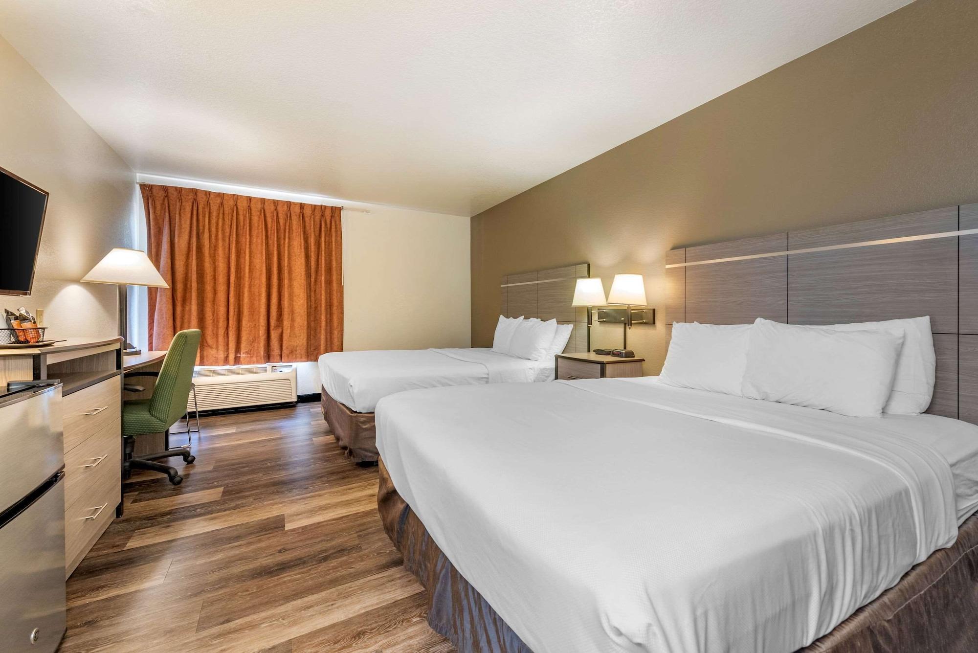 Econo Lodge Πουέμπλο Εξωτερικό φωτογραφία