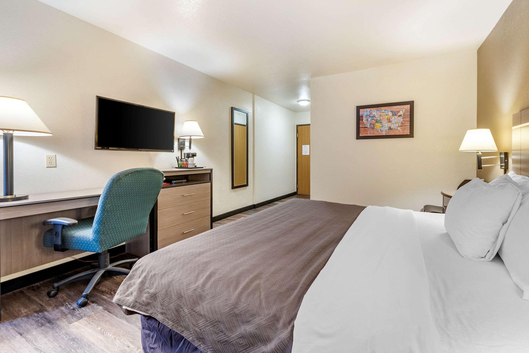 Econo Lodge Πουέμπλο Εξωτερικό φωτογραφία